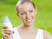 چکنائی کے بغیر دودھ اور دلیا کا ناشتہ کرنے سے موٹاپا اور دل کی بیماریوں کاخطرہ کم ہوجاتا ہے 