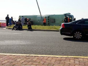 شنگھائیبس الٹ کر سمندر میں جاگری 6افراد ہلاک 40زخمی 