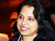 نظم کے مقابلے میں غزل زیادہ فنکارانہ ہنر مندی کا تقاضا کرتی ہے عشرت آفرین