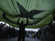 پاکستان ایک نظر میں  ہم زندہ قوم ہیں