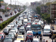 کراچی میں ٹریفک جام  ذمے دار کون