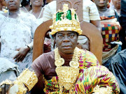 انوکھا بادشاہ جو ہزاروں میل دور رہ کر امورِ سلطنت چلا رہا ہے    