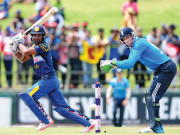 سنگاکارا نے انگلش بولرزکو ناکوں چنے چبوا دیے