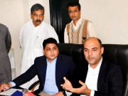 تارکین وطن کو دستاویزات دینے کے الزام میں ایف آئی کا افسر اور ایجنٹ گرفتار