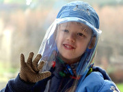 تین سالہ بچہ عجیب و غریب اور اذیت ناک بیماری کا شکار