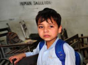 بات کچھ اِدھر اُدھر کی  ابو مجھے پستول چاہئے