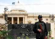 یہی تو دکھ ہے ہمارے ہاں پڑھے لکھے لوگوں کی قدر نہیں، جج سپریم کورٹ کے ریمارکس 