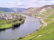 یورپ میں پوراملک ہی کرائے پر حاصل کریں اور مزے اڑائیں