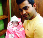 عمر اکمل کے گھر ننھی پری کی آمد