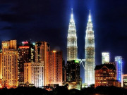 ملائیشیا نے ترقی کے لیے تعلیم کو پہلی ترجیح بنایا