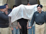 کراچی میں پولیس کی کارروائی ٹارگٹ کلر سمیت 11 ملزمان گرفتار