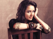 ایک جیسی کہانیاں ان کی