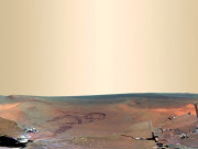 ایک طرف مریخ تو دوسری طرف غربت ہی غربت