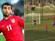 پنالٹی کک کیوں ضائع کی سرب فٹبالر پر پرستاروں نے بندوق تان لی
