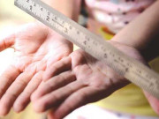 بھارت میں اسکول پرنسپل کے بہیمانہ تشدد سے طالب علم ہلاک