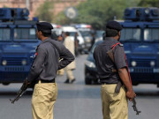 دہشت گردوں کے خلاف آپریشن جاری رہے