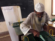 این اے 246 کے بزرگ ووٹرز نے ثابت کردیا کہ ’وہ کسی سے کم نہیں‘