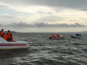 تارکین وطن کی ربڑ کی کشتی تیزدھوپ سے پھٹ گئی 40افراد ڈوب کر ہلاک