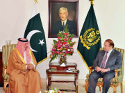 پاکستان دیگر ملکوں کے معاملات میں عدم مداخلت پر کار بند ہے نواز شریف