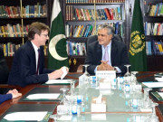 آئندہ بجٹ میں بی آئی ایس پی فنڈز میں نمایاں اضافہ کیا جائے گا اسحٰق ڈار