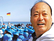 دریا دل ارب پتی 6400 ملازمین کو فرانس کے تفریحی دورے پر لے گیا