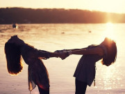 اچھی سہیلیاں آپ کی شخصیت نکھارتی ہیں