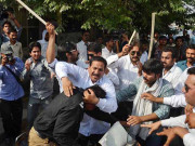 پولیس گردی بمقابلہ وکلا گردی