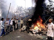 بھارتی ریاست ہریانہ میں ہندوانتہاپسندوں کا مسلم آبادی پرحملہمسجد نذرآتش