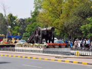 زمزمہ توپ جس کے ہاتھ آئی پنجاب اُسی کے زیرِنگیں آگیا