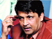 عمرشریف کامسلسل تیسرے برس عیدپراسٹیج ڈرامہ کرنے سے انکار