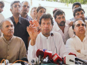 پی ٹی آئی کارکنوں کے عمران خان  سے گلے شکوے عہدے داروں سے ناراض