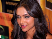 رنبیر کپور کو نہیں بھلا سکی دپیکا کا اعتراف