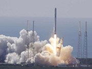 ناسا کا راکٹ لانچنگ کے 2 منٹ بعد ہی فضا میں تباہ ہوگیا