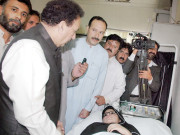 طالبان ترجمان احسان اللہ کے سر کی قیمت 10کروڑ مقرر ملالہ کیلئے ستارہ شجاعت کا اعلان 