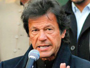 عمران خان کی سانحہ پشاور کے لواحقین کے مطالبات پورے کرنے کی یقین دہانی
