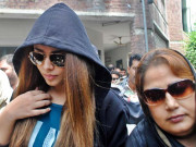 ماڈل ایان کا گھیرا مزیدتنگ منی لانڈرنگ کی رپورٹ درج