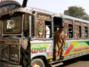کراچی میں بڑی بسیں مسئلے کا واحد حل