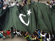 سبز ہلالی پرچم لہراتا رہے