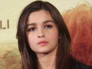 بالی ووڈ اداکارہ عالیہ بھٹ نے فلم کے لیے اپنا وزن کم کرلیا