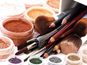 اپنی جلد کو موسم سے ہم آہنگ کریں تاکہ میک اپ تادیر ساتھ نبھائے