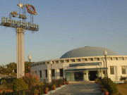 اہم مقام پر ہونے کے باوجود کراچی پلانیٹیریم عدم توجہی کا شکار