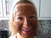 چاکلیٹ لگائیں چہرہ چمکائیں