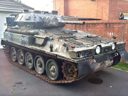 ٹینک کے خریدار کو اسے کھڑاکرنے کیلیے گھر بدلنا پڑگیا