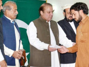 حقیقی مسائل پر توجہ دی جائے