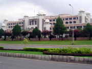 تمام اداروں کو آئین کے دائرے میں رہتے ہوئے اپنا کردار ادا کرنا ہے حکومتی ترجمان