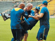 فلینڈر فٹبال کھیلتے ہوئے زخمی بھارت کیخلاف سیریز سے باہر ہو گئے