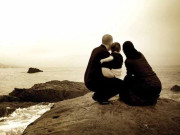 دُھول چہرے پر تھی