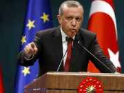 معاشی پابندیوں کی دھمکی دے کر روس آگ سے نہ کھیلے ترک صدر کا انتباہ