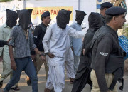 پشاور سے کالعدم تنظیم کے دہشت گردوں اور افغان باشندوں سمیت 25 افراد گرفتار