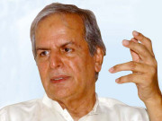 بانی پی ٹی آئی کو مائنس نہیں کیا جاسکتا، جاوید ہاشمی کی عمران خان سے ملاقات کے لیے اڈیالہ جیل آمد